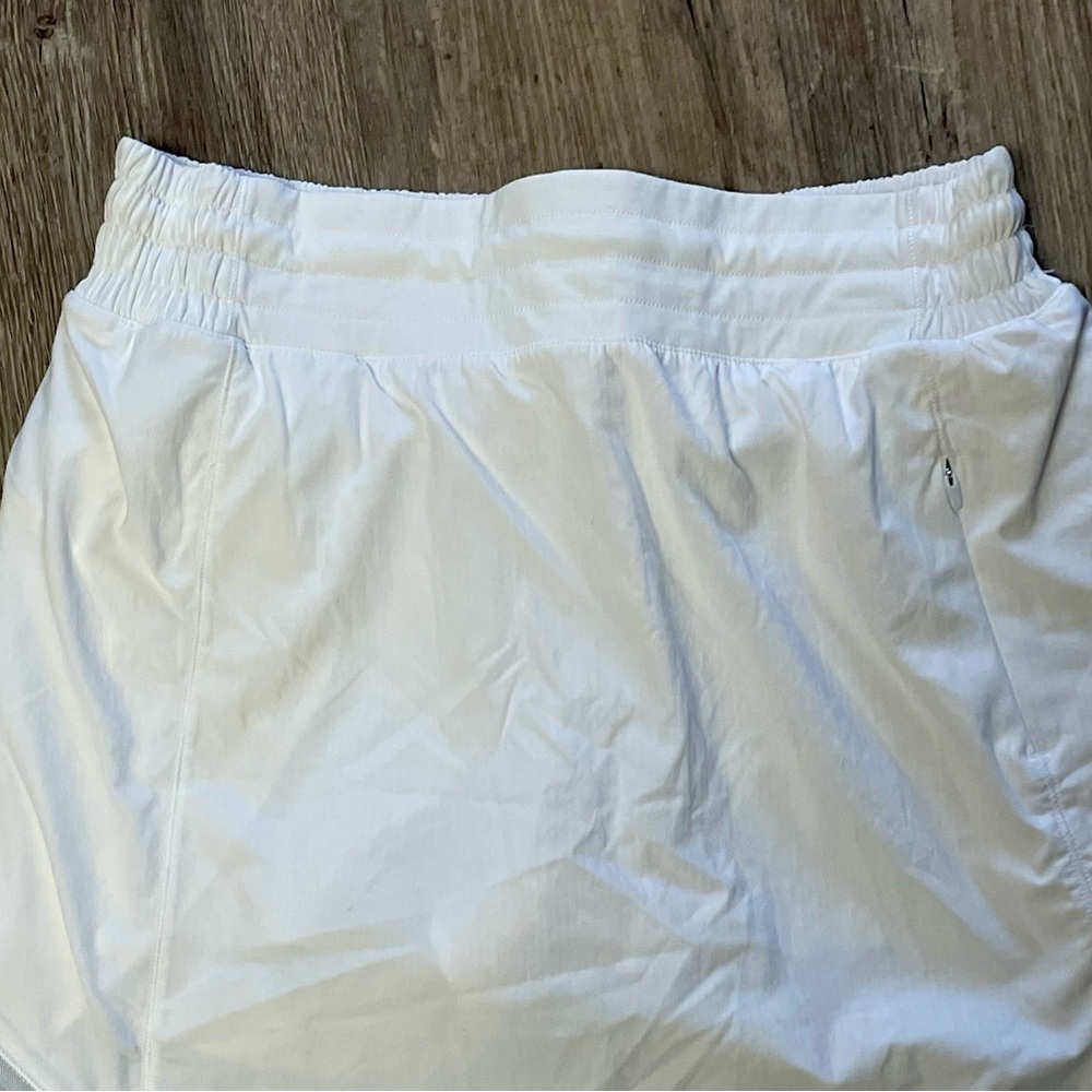 SOLD Lululemon Hotty Hot High-Rise Skirt in White Pickleball Tennis Golf Skort - Picture 5 of 16